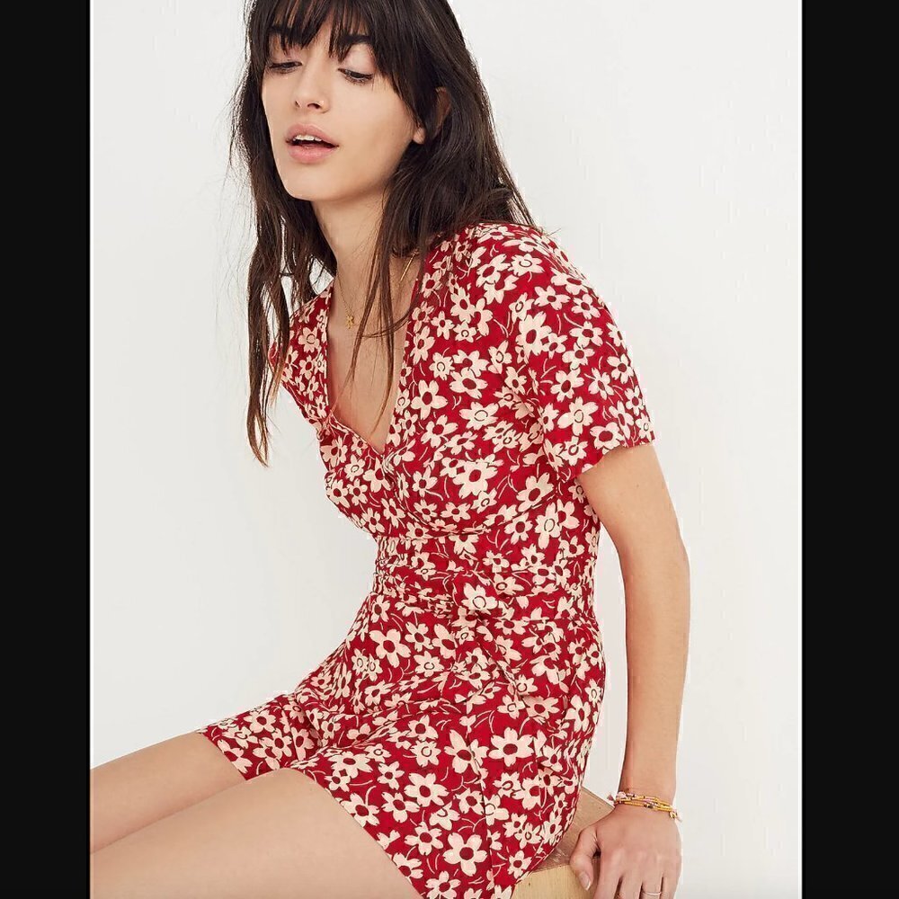 Madewell Wrap-Front Romper 00 in Mini Daisy Floral Print Red Cream Retro Preppy